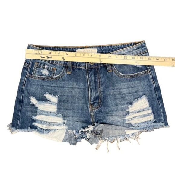 Nature Denim Women's Distressed Jean shorts 100% Cotton Size Medium - Picture 2 of 7